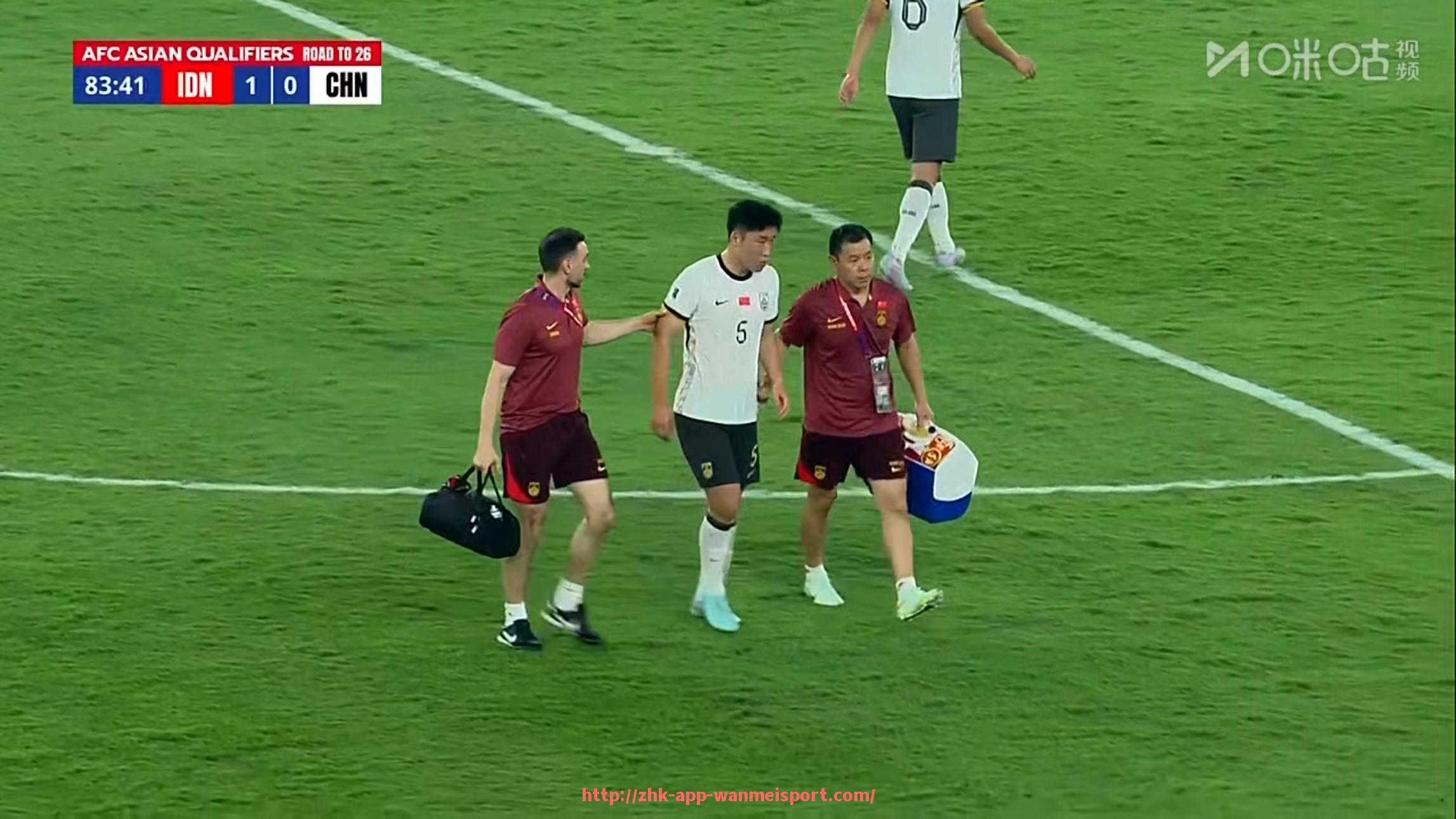 完美体育官方入口-英超球员现实生活现状如何？从场上球星到场下普通人